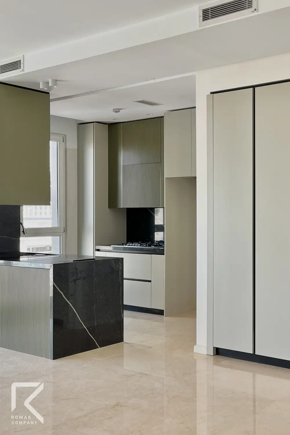 کابینت سبز آلیولند __ روماک برنده جایزه برترین تولیدکننده کابینت در ایران