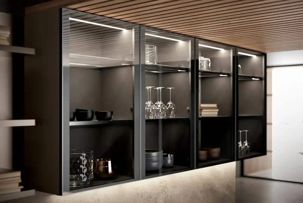 درب کابینت و کمد شیشه‌ای دکوفیکس با پروفیل ایرانی درجه ۲