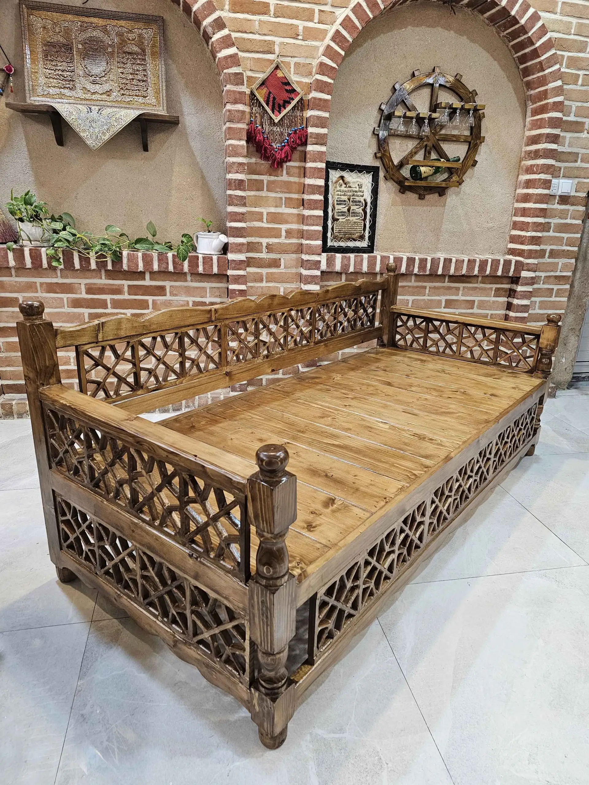 تخت سنتی طرح قاجار چوب روسی