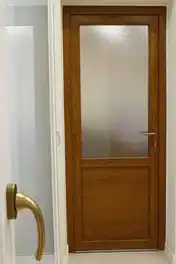 درب upvc طرح چوب