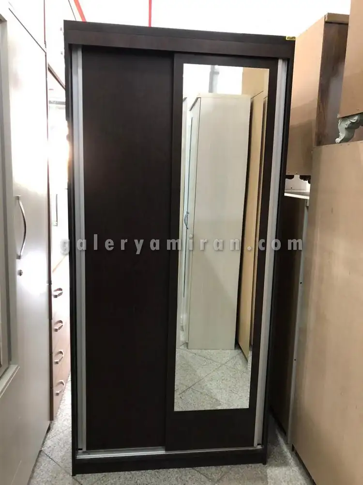 رختکن عرض 90 عمق 40 ارتفاع 190 درب ریلی