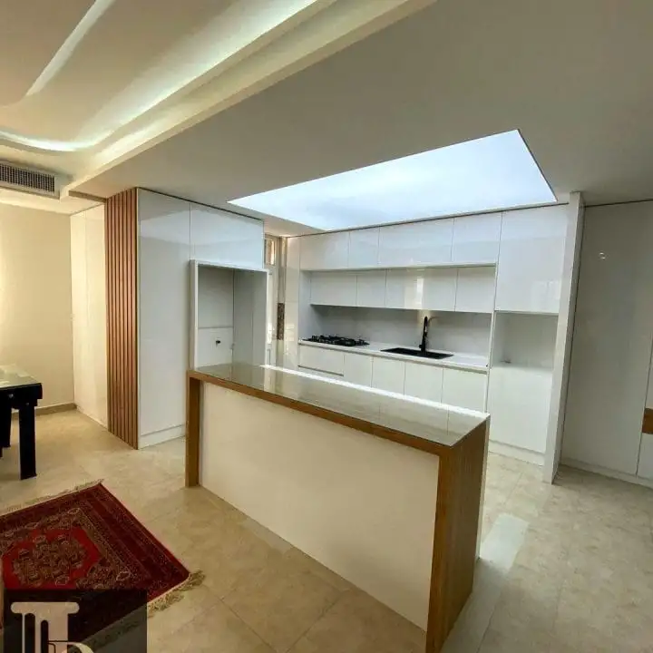 کابینت هایگلاس ترک AGT گرید B __ از طراحی تا اجرا را به مجموعه دکوراسیون داخلی دکو عرش بسپارید.