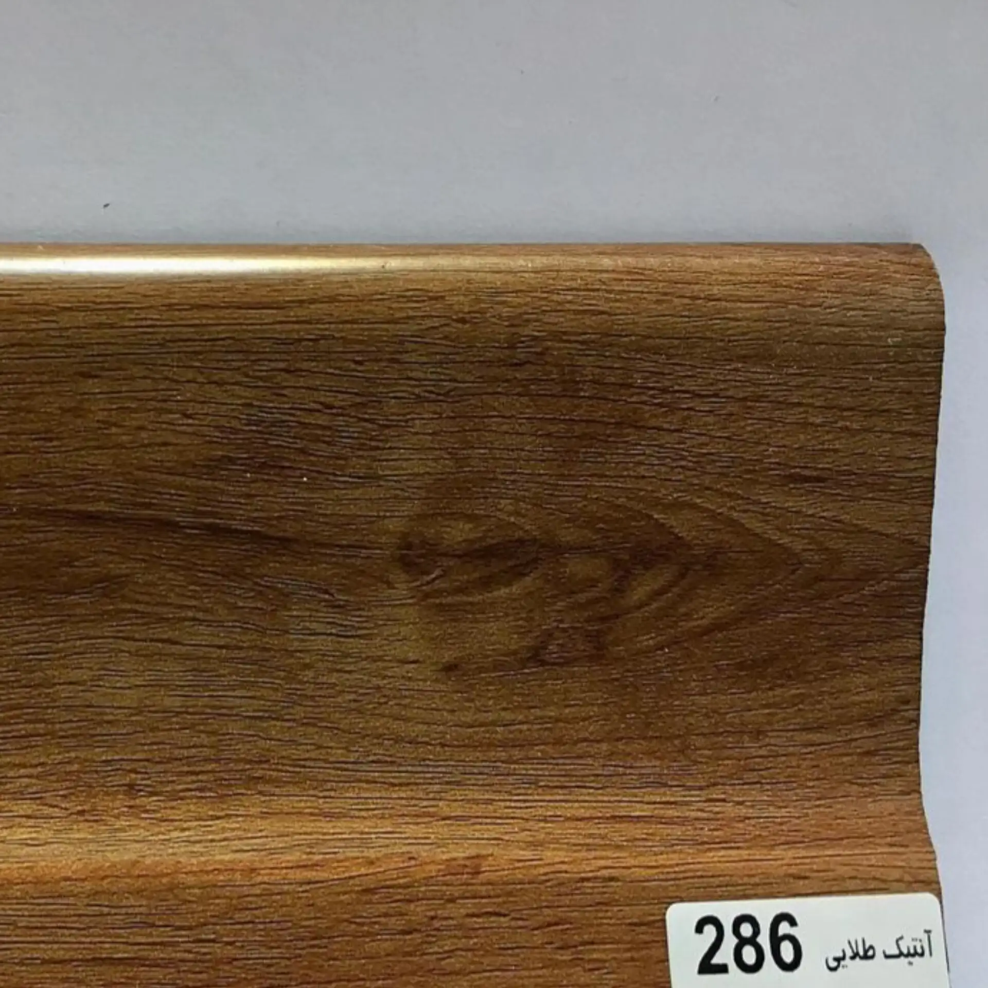 قرنیز پی وی سی طرح چوب آنتیک طلایی کد 286